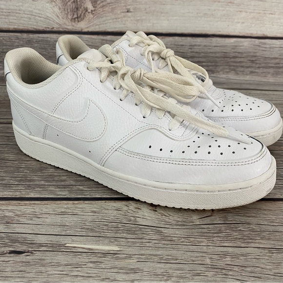 nike women's leather tennis shoes